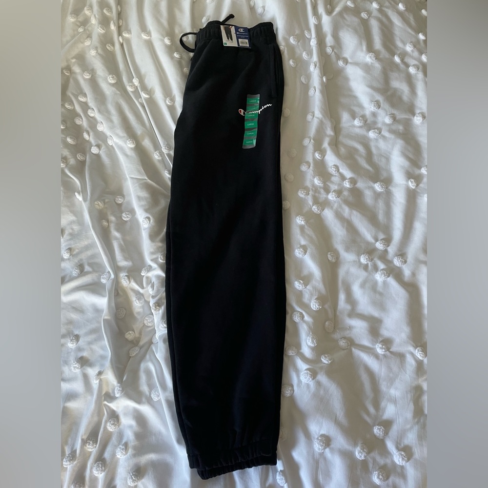 NWT| Champion Athletic wear Men’s Black Sweatpants Joggers | Size Large